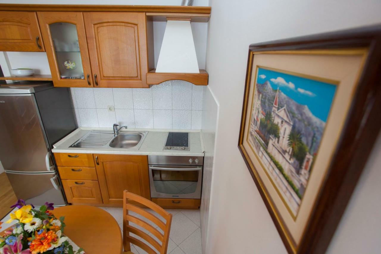 Apartments Vlado Podgora Exterior photo
